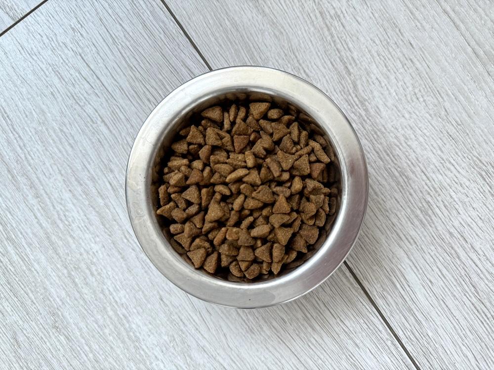 Acana Indoor Entree dry cat food Chicken and Herring