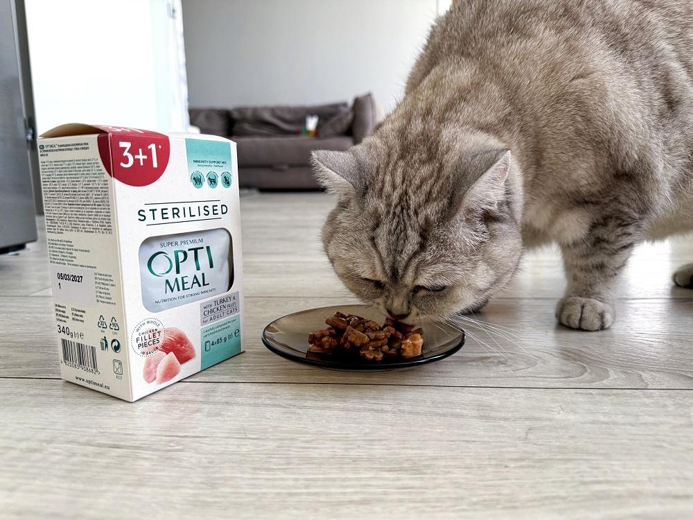 OptiMeal Sterilized Wet Food Turkey & Chicken